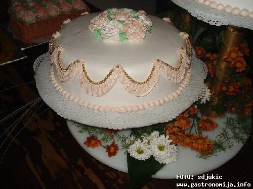 Deo svadbene torte