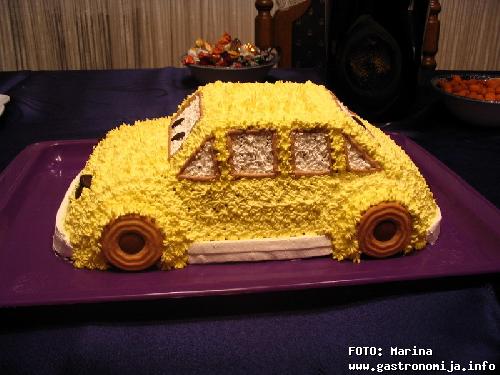 Žuti auto