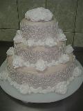 Dvobojna svadbena torta