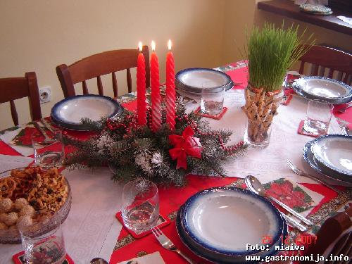 Božićni stol