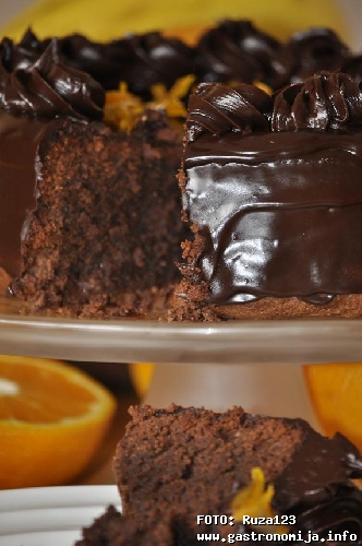 Cokoladna torta s okusom narandze
