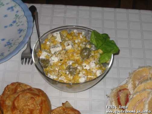 Salata od kukuruza i feta sira