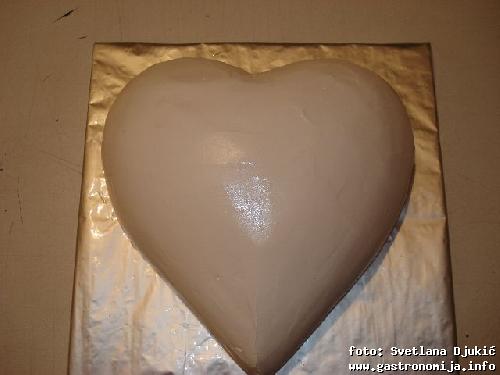 Srce torta - dekorisanje